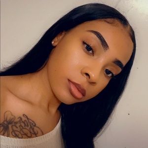 Meet your Posher, Jazmin